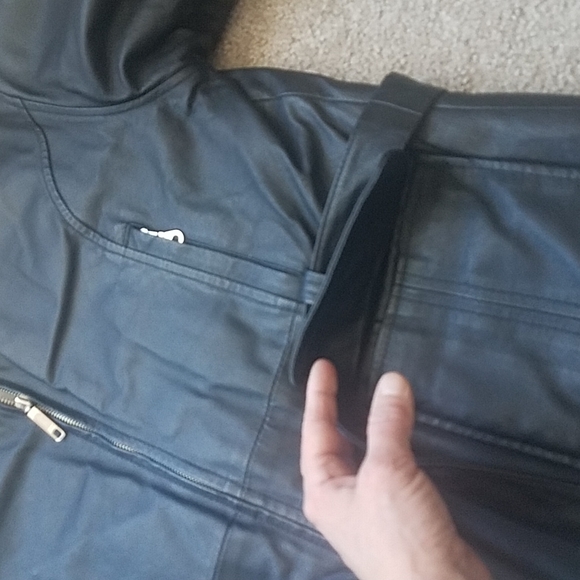 The Connection New York Genuine Leather Jacket, Faux Fur Lined, Size Small - Picture 5 of 10